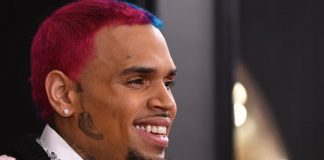 Chris Brown queda libre tras pagar fianza en caso de agresión