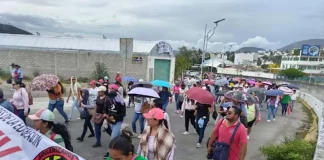 CETEG bloquea acceso a Palacio de Gobierno en Chilpancingo
