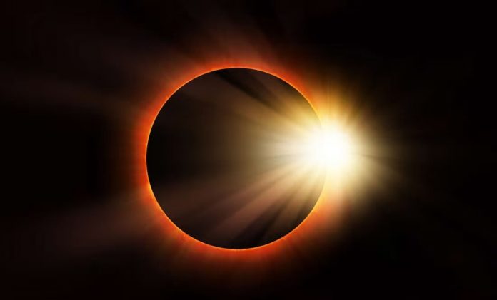 Y ECLIPSE