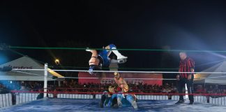 Explanada de laIndependencia vibra con más de 3 mil asistentes en función de lucha libre por el 177 aniversario de Nuevo Laredo