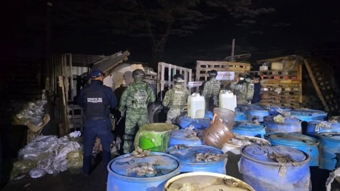 golpe-al-huachicol-en-tlaxcala-ejercito-y-fgr-aseguran-mas-de-9-mil-litros-de-combustible-detienen-a-3-sujetos-135921-1024x576