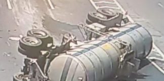 Vuelca pipa con 32 mil litros de combustible; anuncian quema controlada sobre la México-Pachuca