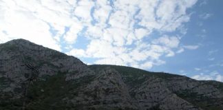 Rescatan a Cinco Menores Extraviados en Cerro de Torreón Después de Cuatro Horas de Búsqueda