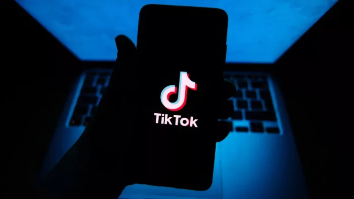 notas-a-la-comunidad-de-tiktok-085226-1024x576