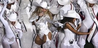 Beyoncé gana su primer premio Emmy por su presentación en el show de medio tiempo “Beyoncé Bowl”
