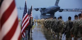 Ejército de EEUU despliega más de 4 mil soldados más en aguas de América Latina; es parte de la misión contra cárteles, reporta CNN