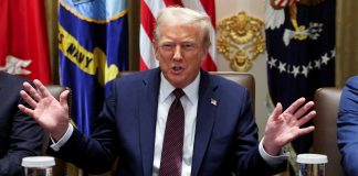 Trump plantea dar cheques a ciudadanos con ganancias de aranceles