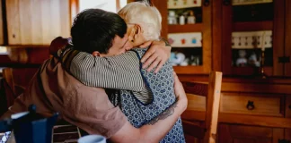 Día del Abuelo 2025: 10 frases para celebrar su legado, experiencia y amor