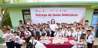 Reconocen maestros apoyo de Alcaldesa a la educación en Nuevo Laredo