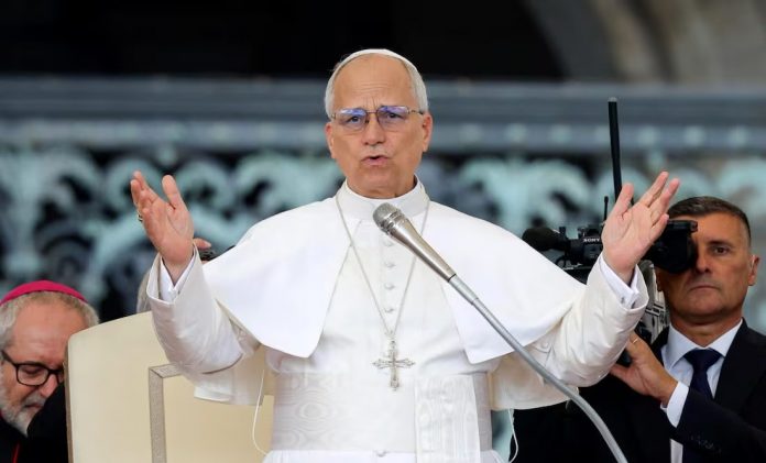 Y PAPA LEÓN