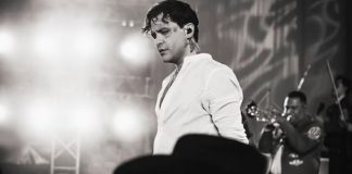 Nodal afirma que se habla mal de él porque se ha convertido en un negocio redituable: “les hace bien económicamente”