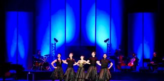 Disfrutan neolaredenses gran inicio del 32 Festival Internacional En La Costa Del Seno Mexicano