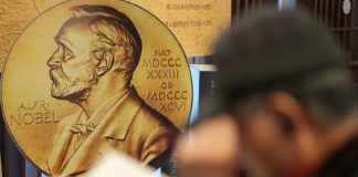 El Nobel de Química premia a las estructuras que atrapan CO2 y podrían llevar agua al desierto