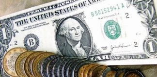 Precio del dólar hoy: Peso avanza ligeramente frente al dólar, mientras el otro sigue en cifras récord