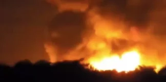 Explosión en ducto de Pemex provoca incendio en Xicotepec, Puebla