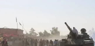Enfrentamiento entre Pakistán y Afganistán deja una docena de civiles y soldados muertos