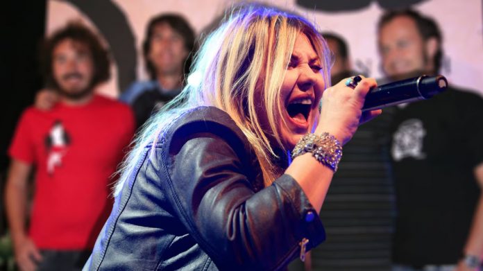 Estamos-con-la-carita-empapada-Amaia-Montero-vuelve-con-La-Oreja-de-Van-Gogh-‘Todo-sigue-aquí’-–-El-Financiero-15-10-2025_12_28_PM