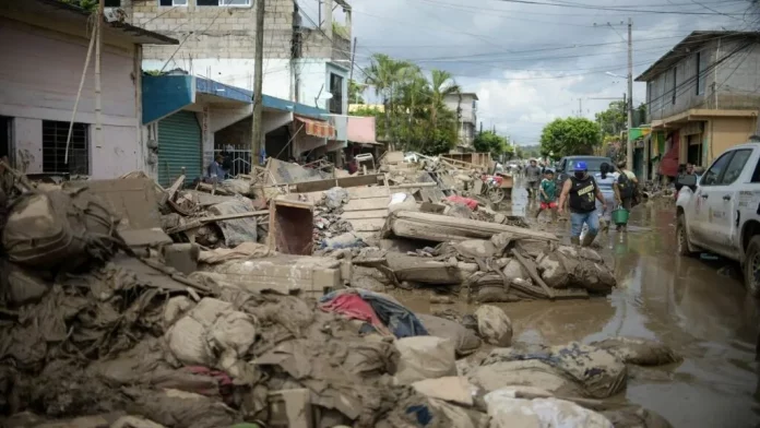 sube-a-72-el-numero-de-muertos-por-lluvias-en-cinco-estados-094456-1024x576