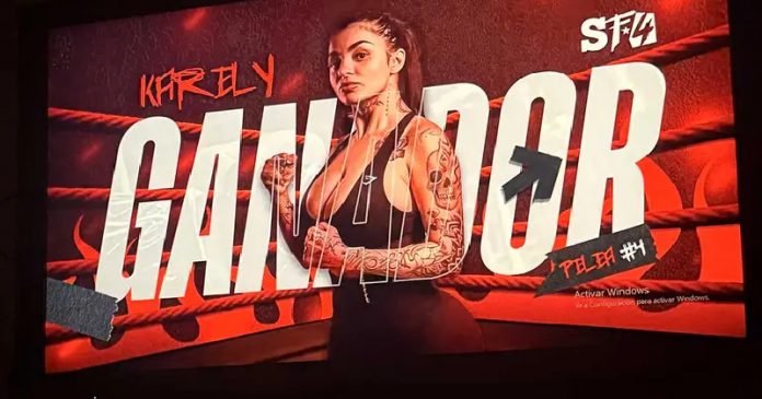 Karely Ruiz debuta como boxeadora y gana por nocaut