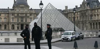 Museo Louvre permanecerá cerrado este lunes, tras robo de joyas
