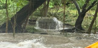 Van contra las descargas de drenaje en ríos de Tamaulipas