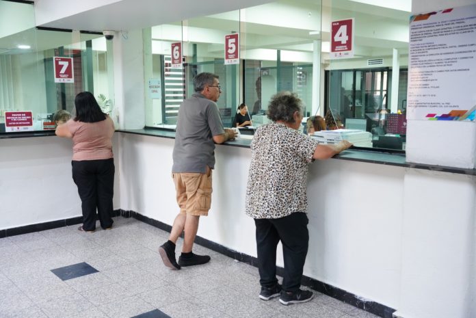 Y SEGURO DE VIVIENDA