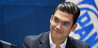 Jorge Romero anuncia rifa de un iPhone 17 Pro cada mes para atraer participación de jóvenes en el PAN