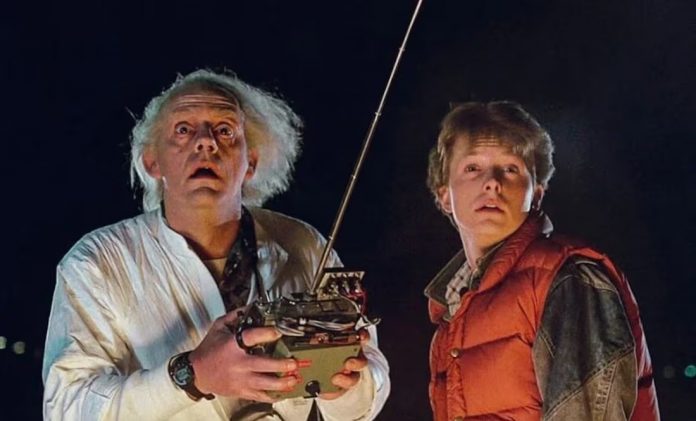 ‘Volver al futuro’ regresa a los cines: todo lo que debes saber antes de subirte al DeLorean