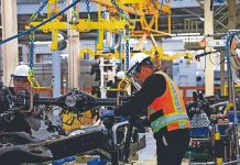 Aranceles a países asiáticos podrían reforzar el financiamiento automotriz y la producción local, aseguran expertos