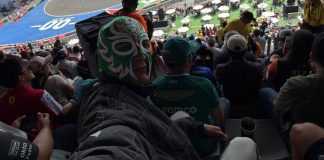 George Russell se disfraza para disfrutar como fan la primera práctica libre del GP de México 2025