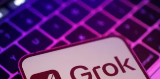 Musk lanza Grokipedia para competir con la ‘progre’ Wikipedia