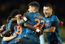 El Nápoles, sin De Bruyne, gana y es líder en solitario