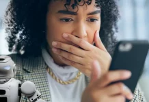 Evita estafas: Así puedes identificar una voz clonada con IA en una llamada