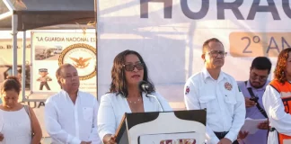 ‘El pueblo me ama’, alcaldesa de Acapulco reitera que collar de 200 mil pesos fue un regalo