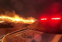 Alarma aparatoso incendio en planta de desechos en NL