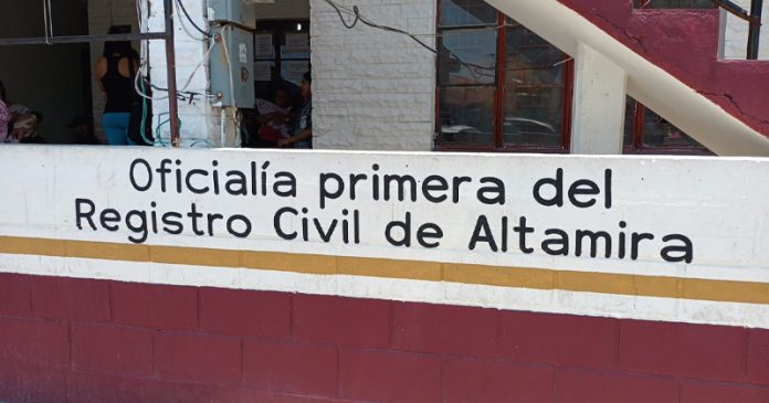Y TAM