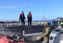 Marina rescata a 28 adolescentes de barco que iba rumbo a Sinaloa