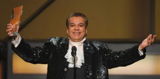 Netflix rinde tributo a Juan Gabriel con su nuevo documental: “Debo, puedo y quiero”