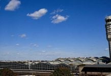 Amenaza de bomba provoca cierre temporal del aeropuerto Ronald Reagan, en Washington D. C.
