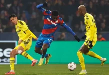 Edson Álvarez y Fenerbahce suman de visita en Europa League