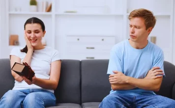 Frenemy: paso a paso para identificar amistades envidiosas