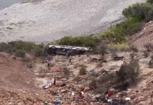 Accidente de autobús en Perú deja al menos 37 muertos y 24 heridos