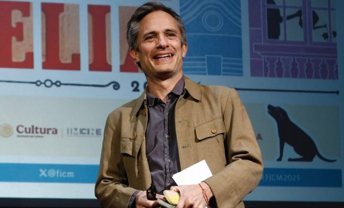 Y GAEL GARCÍA BERNAL