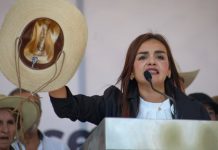 Líder del Movimiento del Sombrero destapa a Grecia Quiroz para gobernadora de Michoacán