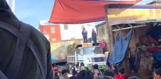 Abandonan a recién nacido en basurero de mercado en San Cristóbal de las Casas