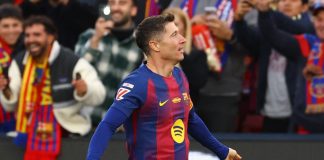 Ferran Torres brilla con doblete en el regreso triunfal del Barcelona al Camp Nou