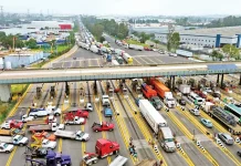 Transportistas ‘afilan’ reclamos y bloqueos; se prevén cierres en, al menos, 24 estados