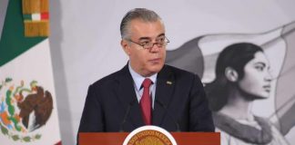 Empresarios y trabajadores respaldan acuerdos de aumento a salario mínimo y jornada laboral de 40 horas