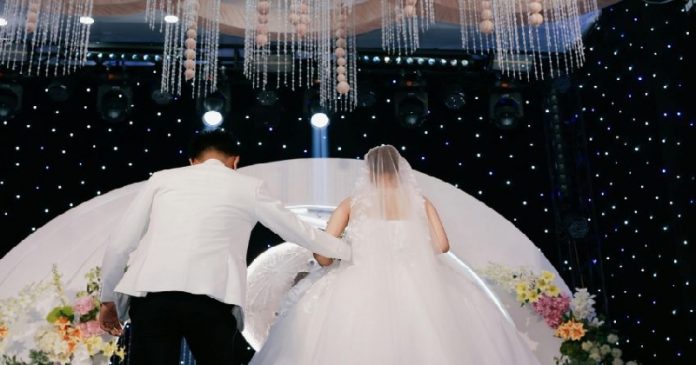 Y BODA