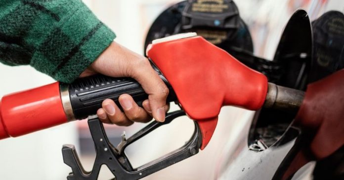 Y GASOLINA